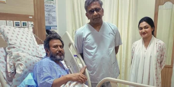 বাবার জন্য এক মেয়ের অসম লড়াই